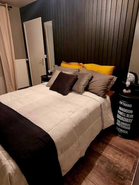 Apartmán Le Mans Factory - Parking Gratuit - Proche Hypercentre Exteriér fotografie